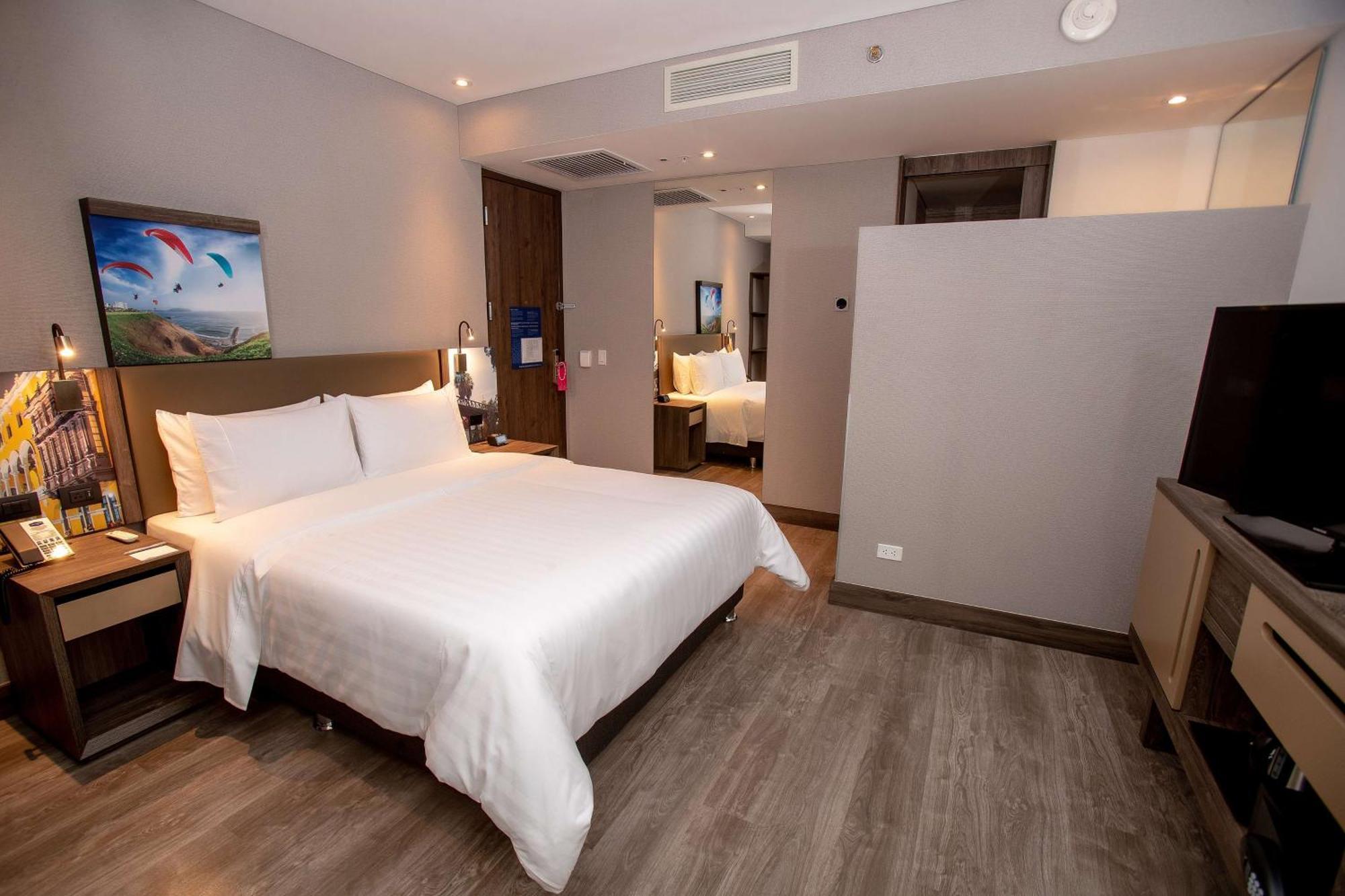 Hotel Hampton By Hilton Lima San Isidro Zewnętrze zdjęcie